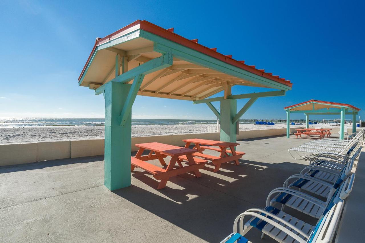 Sea Rocket 18 Apartment Сейнт Пийт Бийч Екстериор снимка