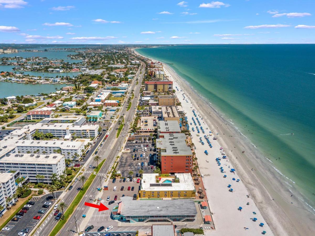 Sea Rocket 18 Apartment Сейнт Пийт Бийч Екстериор снимка